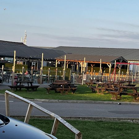 Moonstone Lymington Hotell Leysdown-on-Sea Exteriör bild